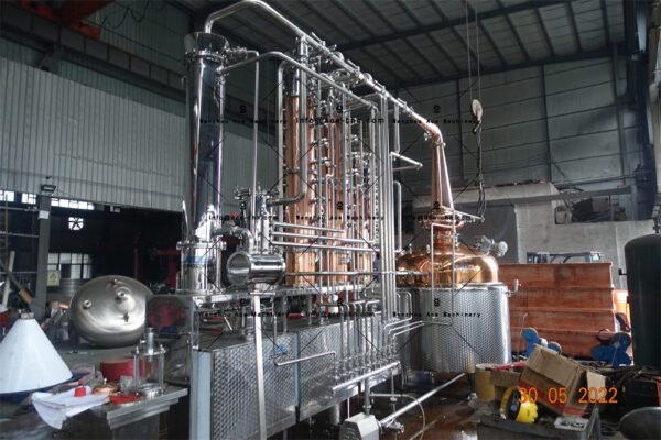 equipo de destilación de vodka