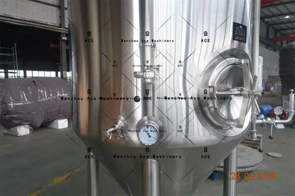 Fermentador cónico de 7 bbl